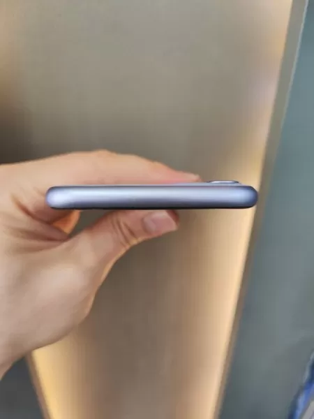 Apple iPhone 11 128 GB Görseli - 6