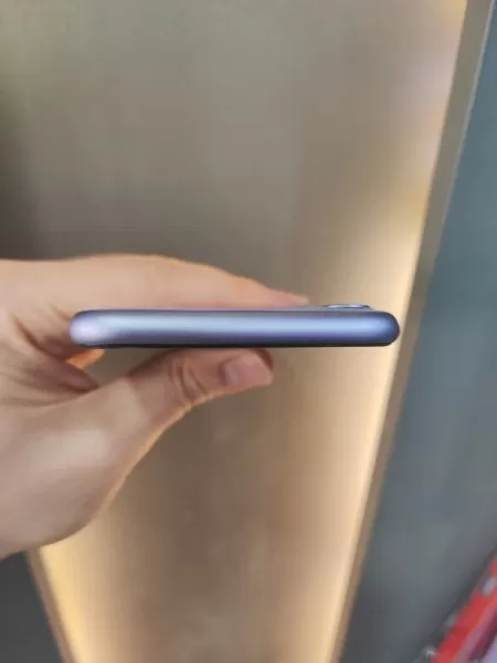 iPhone 11 128 GB Görseli - 6