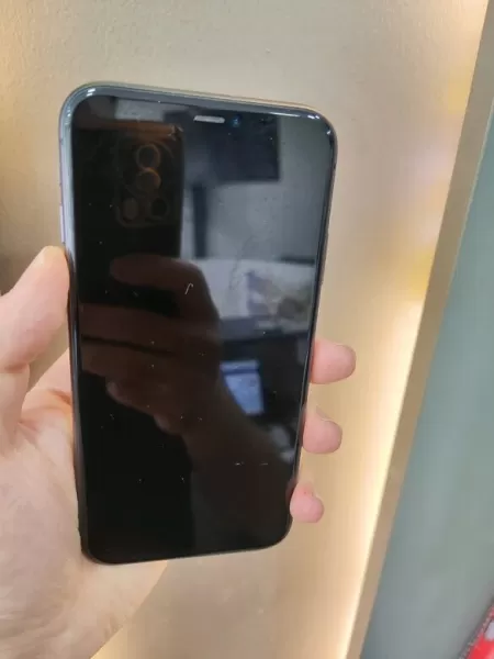 Sorunsuz iPhone 11 128 GB Görseli - 2