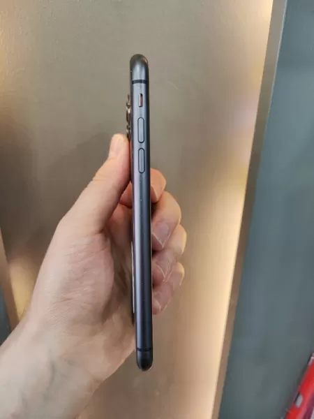 Sorunsuz iPhone 11 128 GB Görseli - 4