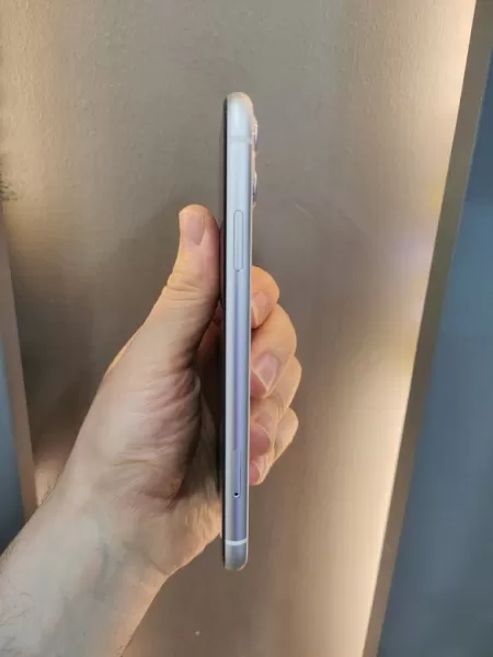 Apple iPhone 11 64 GB Fiyatı | İkinci El iPhone 11 Alışveriş Görseli - 3