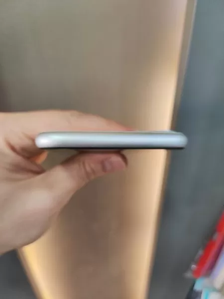 İkinci El iPhone 12 64 GB Görseli - 6