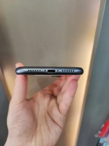 Sorunsuz Full Orijinal iPhone 11 64 GB Görseli - 5
