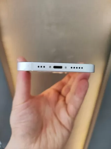 Apple iPhone 12 128 GB, Pil 77, Orjinal Görseli - 5