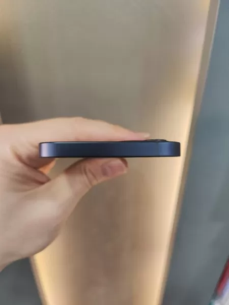 Kutulu İkinci El iPhone 12 128 GB Mavi Renk Görseli - 6