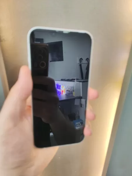 Apple iPhone 13 128 GB Görseli - 2