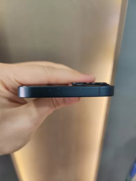 iPhone 13 128 GB Mavi - İkinci El Görseli - 6