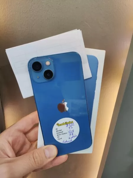 Apple iPhone 13 128 GB Mavi Görseli - 1
