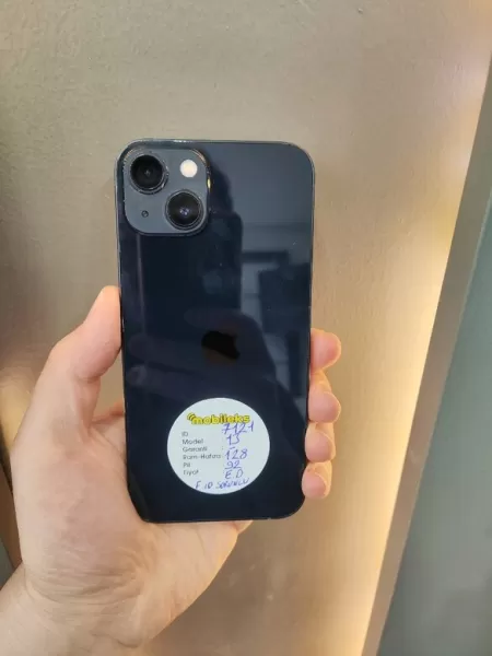 İkinci El Apple iPhone 13 128 GB Mavi Görseli - 1