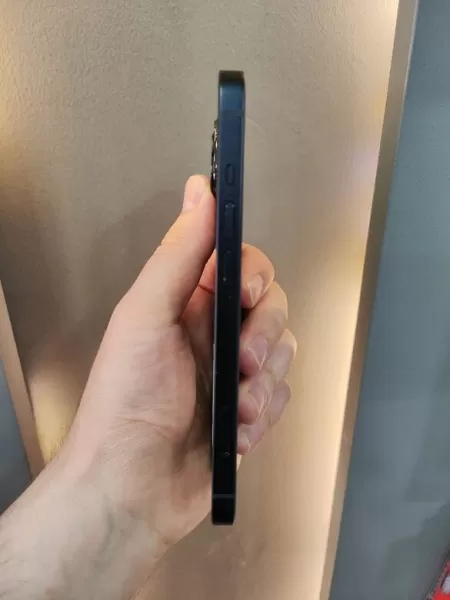Apple iPhone 13 128 GB Mavi Görseli - 4