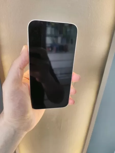 Apple iPhone 13 256 GB Pembe - 2.El Görseli - 2