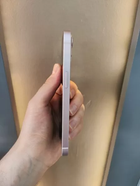 Apple iPhone 13 256 GB Pembe - 2.El Görseli - 3
