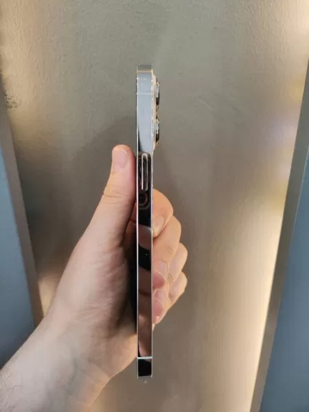 Gümüş Renkli İkinci El iPhone 13 Pro Max 128 GB Görseli - 3