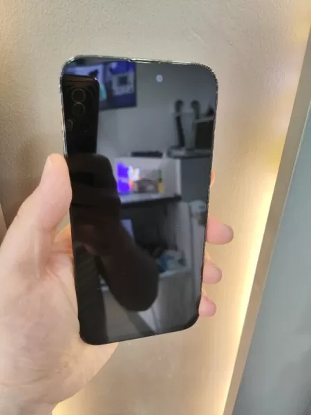 iPhone 14 Pro Max 128 GB - Temiz ve Performansı Yüksek Görseli - 2