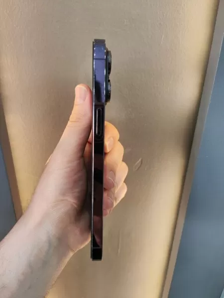 Apple iPhone 14 Pro Max 256 GB - İkinci El - Mor Renk Görseli - 3