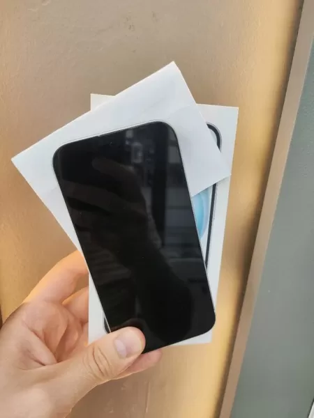Buz Mavi iPhone 15 128 GB - 21 Ay Garanti Görseli - 2