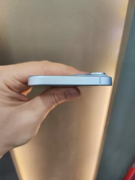 Garantili iPhone 15 128 GB - Buz Mavi Görseli - 6
