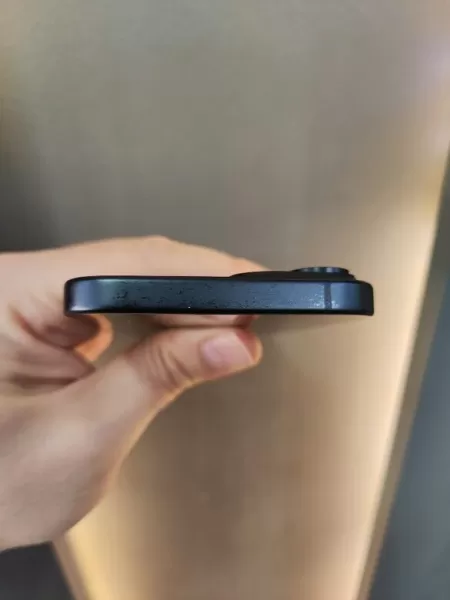 İkinci El iPhone 15 128 GB Fiyati | Siyah Renk Görseli - 6