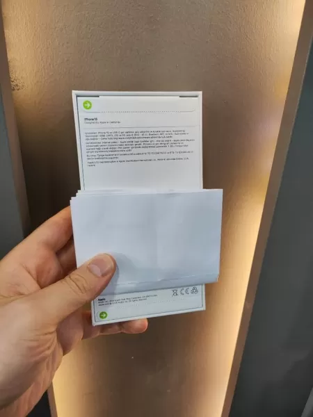 24 AY GARANTİLİ iPhone 15 128 GB Görseli - 2