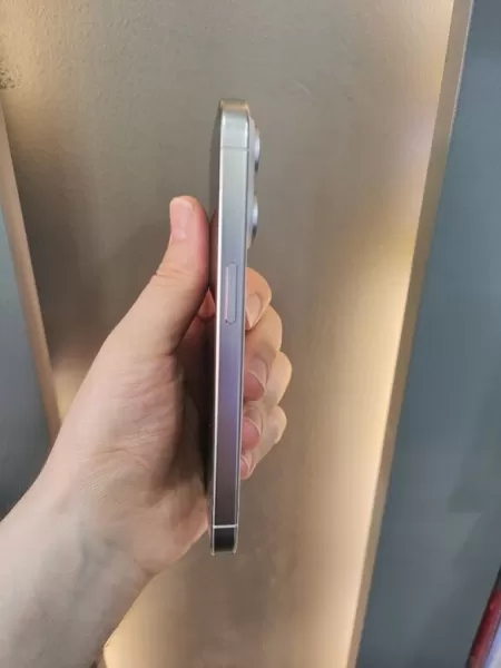 iPhone 15 Pro 128 GB (Beyaz) - Uygun Fiyat Görseli - 3