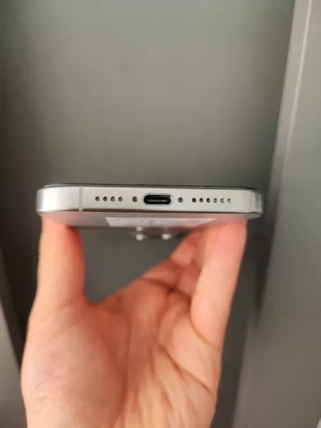 Apple iPhone 15 Pro Max 256 GB - Natürel Titanyum Görseli - 5