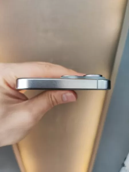 iPhone 15 Pro Max 256 GB Görseli - 6