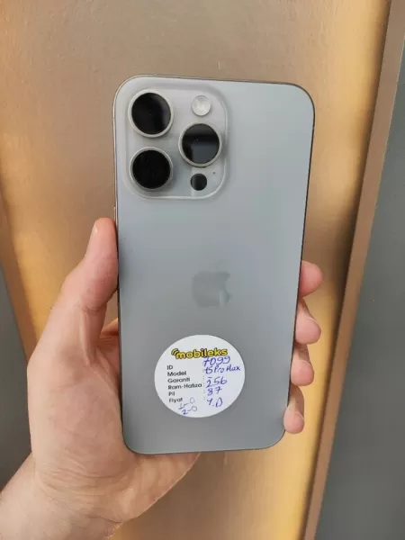 Orijinal iPhone 15 Pro Max 256 GB Natüral Titanyum Görseli - 1