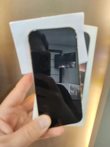 12 Ay Garantili iPhone 16 Pro 128 GB Görseli - 2