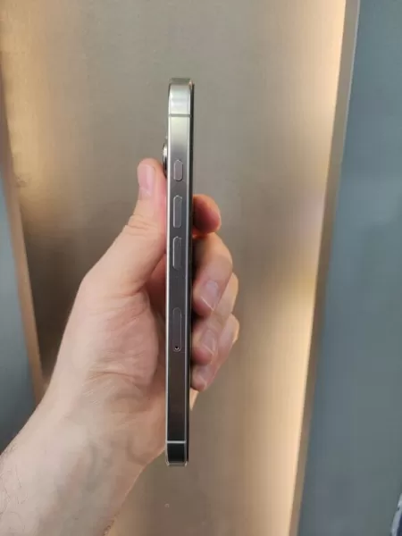 İkinci El Apple iPhone 16 Pro 128 GB Natürel Titanyum Görseli - 4