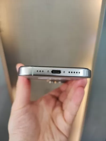 İkinci El Apple iPhone 16 Pro 128 GB Natürel Titanyum Görseli - 5