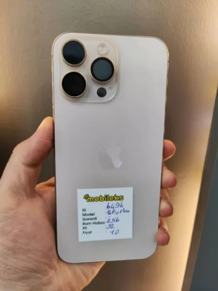 İkinci El iPhone 16 Pro Max 256 GB - Sorunsuz, Kılıf Hediyeli Görseli - 1