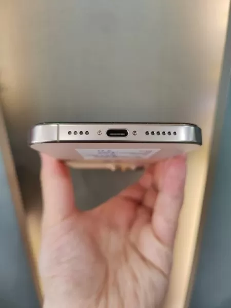 iPhone 16 Pro Max 256 GB | %100 Pil | Çöl Titanyum Görseli - 5