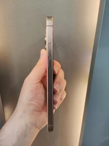 İkinci El Apple iPhone 16 Pro Max 256 GB Çöl Titanyum Görseli - 4