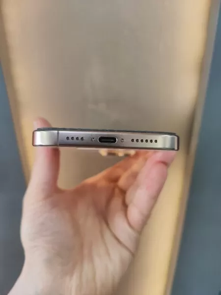 İkinci El Apple iPhone 16 Pro Max 256 GB Çöl Titanyum Görseli - 5