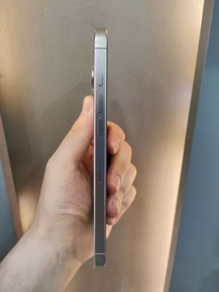 Apple iPhone 16 Pro Max 256 GB Natürel Titanyum Görseli - 4
