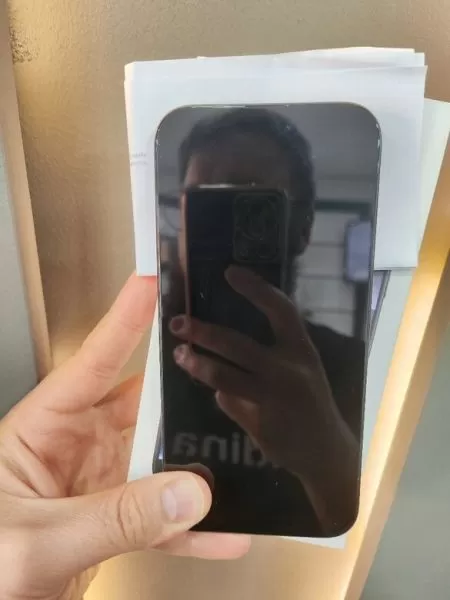 iPhone 16 Pro Max 256GB Siyah - %93 Pil Garantili Görseli - 2