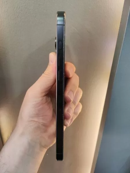 iPhone 16 Pro Max 256GB Siyah - %93 Pil Garantili Görseli - 4