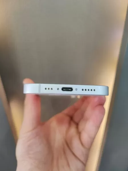 Apple iPhone 16e 128 GB - 8 Ay Garantili Faturalı Görseli - 5