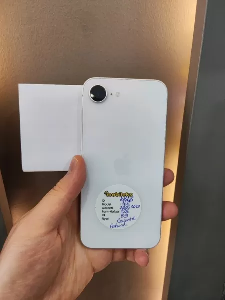 Apple iPhone 16e 128 GB - 8 Ay Garantili Faturalı Görseli - 1
