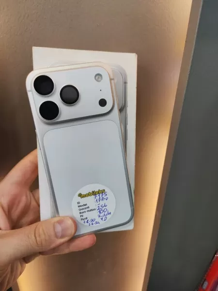 Gümüş iPhone 17 Pro 256 GB 100 Pil Görseli - 1