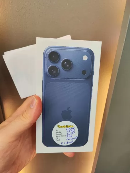 Apple iPhone 17 Pro 256 GB Mavi - Sıfır Kapalı Kutu