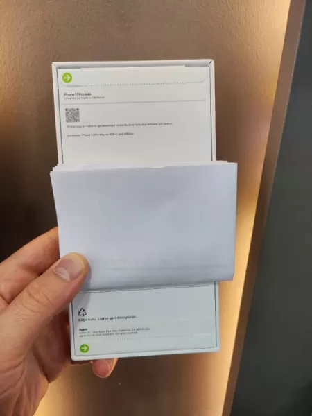 iPhone 17 Pro Max 256 GB Gümüş | 24 Ay Garantili Görseli - 2