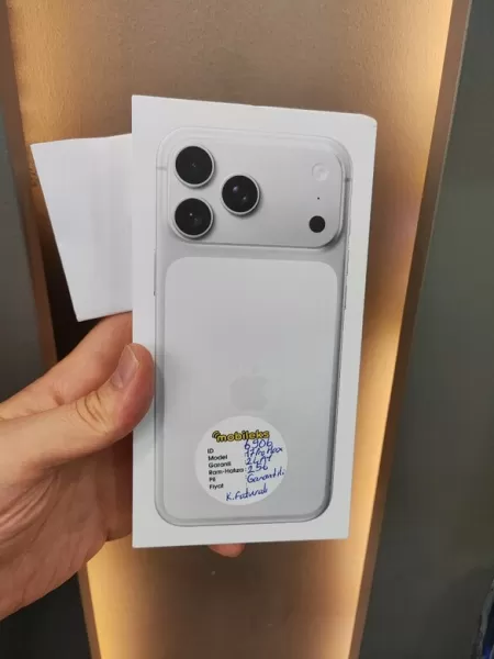 iPhone 17 Pro Max 256 GB - 24 Ay Garantili - Sıfır Kapalı Kutu