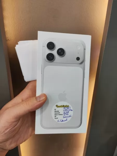 24 AY GARANTİLİ İPHONE 17 PRO MAX 256 GB 120500 TL Görseli - 1
