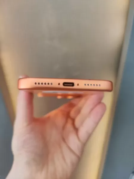 Apple iPhone 17 Pro Max 256 GB Kozmik Turuncu Görseli - 6