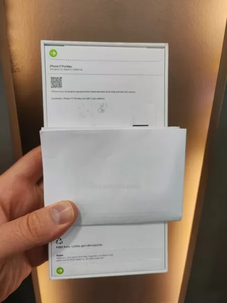 iPhone 17 Pro Max 256 GB - Sıfır Kapalı Kutu Görseli - 2