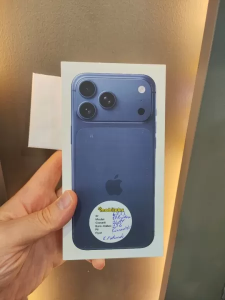 iPhone 17 Pro Max 256 GB - Sıfır Kapalı Kutu Görseli - 1