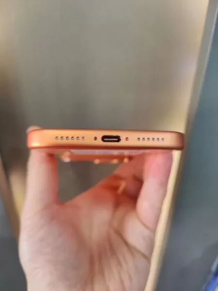 Apple iPhone 17 Pro Max 512 GB - Kozmik Turuncu Görseli - 6