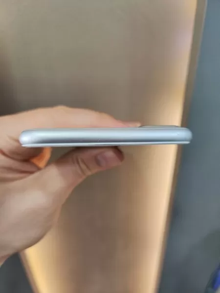 Apple iPhone 7 Plus 32 GB Gümüş Görseli - 6