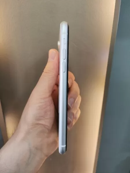 İkinci El Apple iPhone XR 128 GB Görseli - 4